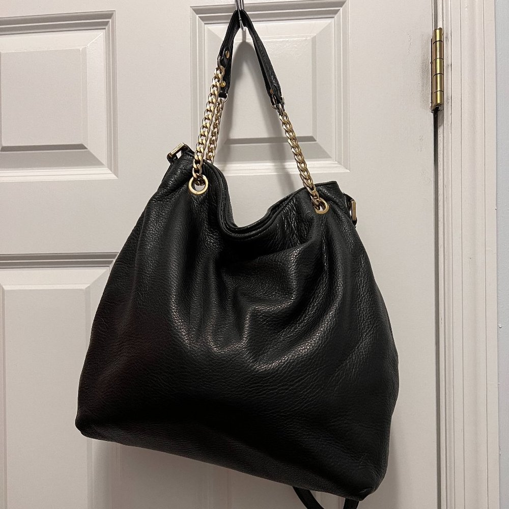 Micheal Kors black leather 2 way purse - Picture 4 of 16